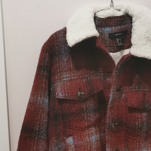 Plaid Shacket Jacket - Picture 2 of 6